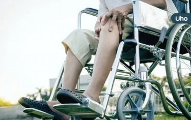 差點連購物籃都拿不動！超商店員罹「罕病SMA」靠健保藥物重建生活