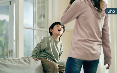 孩子愛唱反調反而是好事？爸媽必學「叛逆期教養對策」1招引導孩子