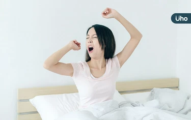 憋尿、用力上廁所都在折磨心臟!醫列「4大NG習慣」影響心臟健康