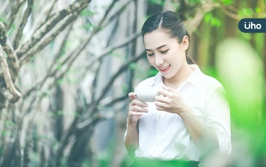 有食譜》清明養生首重保暖去濕！中醫推「2款養生茶飲」祛濕抗過敏