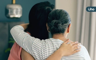 年紀大該如何保住自尊？當子女變成你的爸媽⋯教你「1招」活出尊嚴