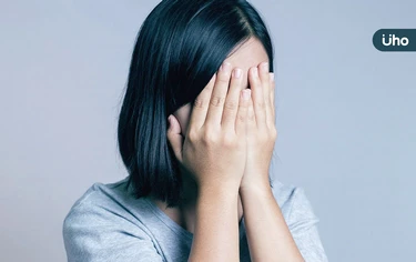 「哭不出來也沒關係⋯」他面對親人離世沒掉淚：其實悲傷不需要證明
