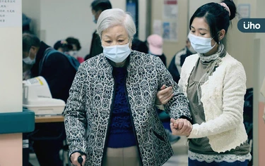 長照「挺25歲以下照顧者」不再中斷課業！支持服務4月上路估360人受惠