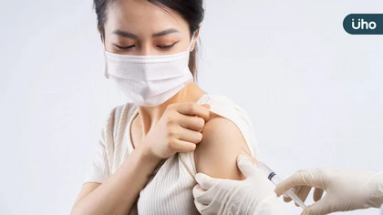 40歲男感染肺炎險送命！醫：接種疫苗，守住你我健康