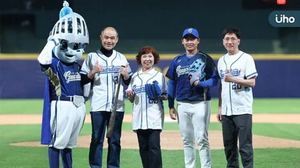 舉手投球不「肩」難！70歲鄭媽媽登上投手丘展現活力 新型反置式人工肩關節手術助力擺脫功能受限 醫籲：肩痛別再強忍