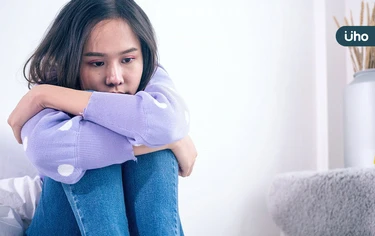 孤獨並非身邊無人？她分享孤獨最高境界：有心事卻找不到人可以說