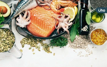 補充Omega-3怎麼吃？秋刀魚、鮭魚、亞麻籽粉⋯營養師揭「正確吃法」
