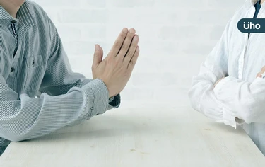 為何關係越親密，就越難說對不起？專家曝「3原因」多數人都做錯了