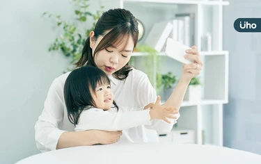 放暑假後，孩子變得愛頂嘴？家長必學「3個溝通技巧」改善親子關係