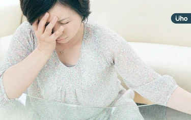 怎麼知道自己是不是更年期？醫教你1招簡單評估：心情變化大也算