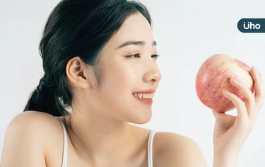 身體疲勞恐是慢性發炎！醫推薦「7大抗發炎飲食」多吃菠菜、開心果