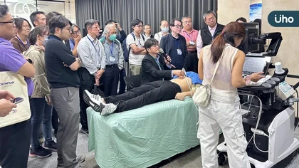 首屆亞太碎化刀論壇臺北登場，臺港星三大頂尖醫療團隊齊聚交流