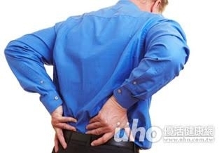 行動慢半拍竟變脊椎沾粘?勿輕忽僵直性脊椎炎治療!