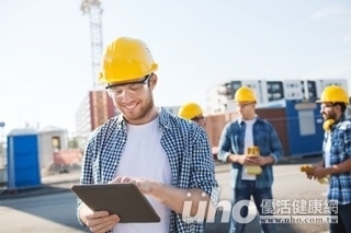 這不是提神飲料!2含酒指示藥 喝多恐傷肝