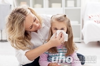 咳嗽快吃蒸洋蔥?調查:6成民眾感冒不就醫