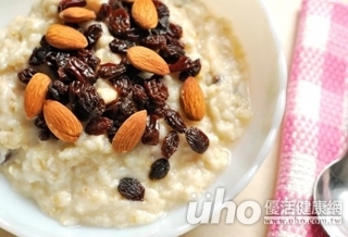 三餐吃燕麥減肥?營養師:恐阻礙鈣鐵吸收