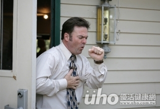 老菸槍咳喘痰 慢性阻塞性肺病上身