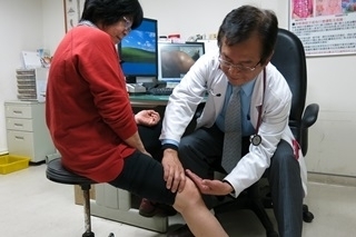 吃太補又喝甜 含糖果汁害醫師媽痛風發作