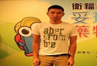 妥瑞兒受歧視自殺 重生轉念苦拼到哈佛