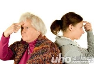 跟長輩溝通有困難?專家:可能是聽力退化
