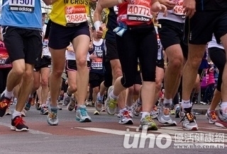 PM2.5嚴重還路跑 吸入汙染物多出數倍