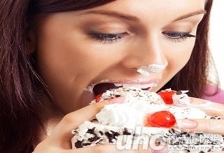 傷身!3成上班族靠大吃紓壓