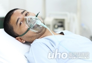 塵爆植物人甦醒 靜脈雷射立功