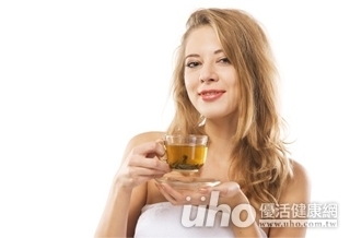 女性過更年期易高血壓 專家:可喝杜仲茶!