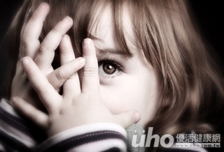 「永恆少女」長不大 自卑丟工作