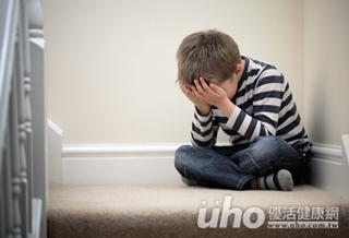 約旦併指男童 來台成功分離4指
