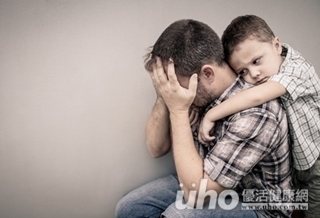 當爸壓力大 兒3歲仍不愛說話