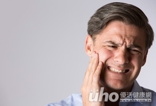 驚!嘴破2周恐為口腔癌