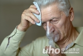 感冒喘不過氣 竟是雙側肺炎!