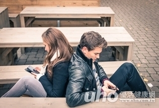 常感到地震?恐潛在對人恐懼症