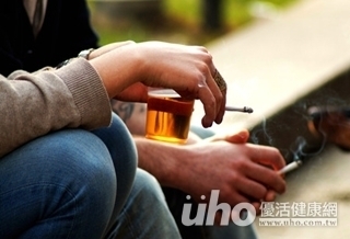 反菸拒檳 口腔癌變可治癒!