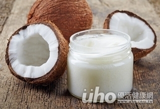 椰子油妙用多?醫:仍恐增心病風險