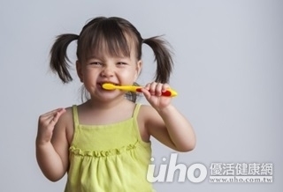 不打不動氣 讓孩子乖乖刷牙