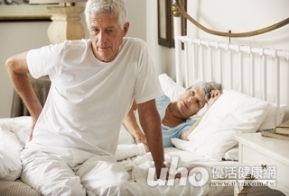 背痛忍10年 關節嚴重退化!
