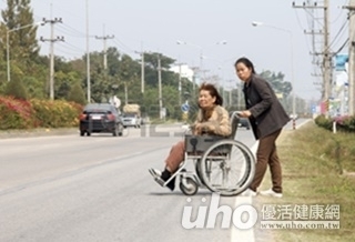 「失」速列車減速!快加入居服員行列