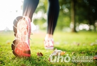 走路腿抬不高 恐為老化前兆