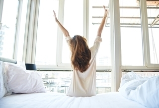 全黑睡不著?助眠撇步別亂用