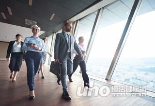 改變姿勢 趕走春日懶骨頭!