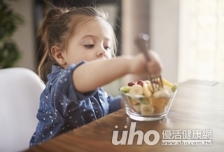 6大營養 頭好壯壯這樣吃!