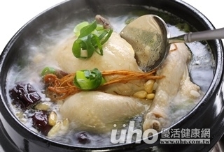 雞精雞湯哪個好 營養大揭密