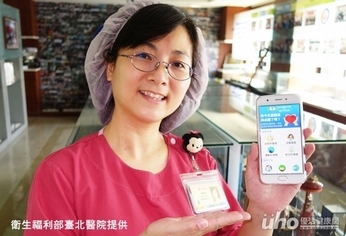 降洗腎併發症 APP幫你聰明控水量