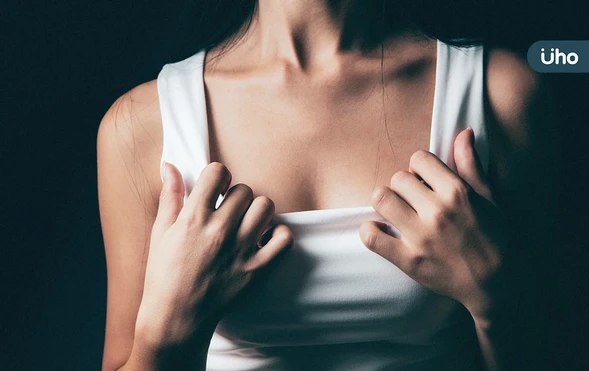 罹患三陰性乳癌，先手術還先化療？醫揭「這樣治療」降復發轉移風險