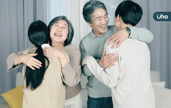 和父母關係好的同時，也保有獨立的自己！教你3步驟建立「家庭邊界」