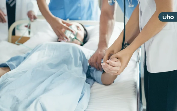 父母一病就送急診！醫見「假日孝子」一問三不知嘆：反而幫了倒忙