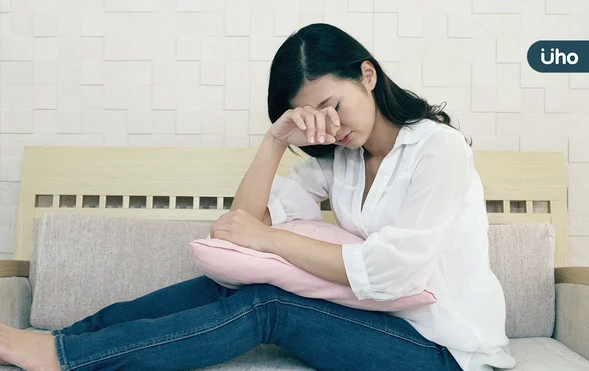 容易產生愧疚感？3種方法清除不理性內疚：用友善的眼光看待自己