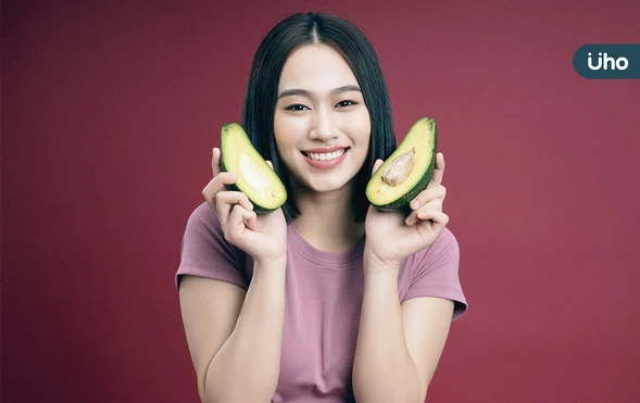 壓力一來就想爆吃？教你吃「6種減壓食物」酪梨、香蕉、酸菜上榜